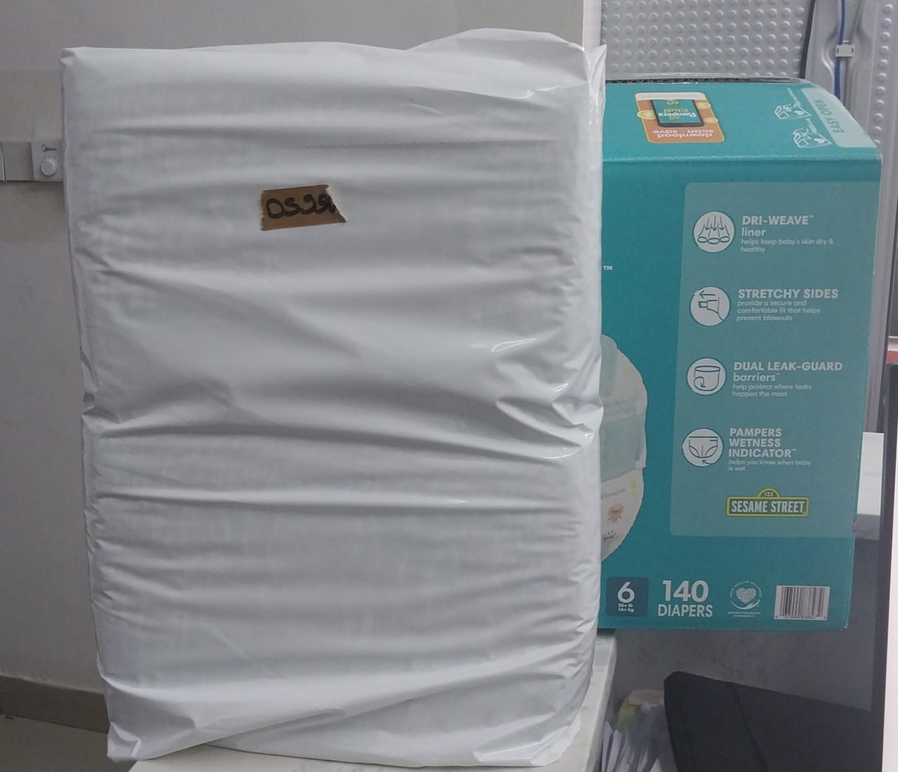 PAMPERS BABY-DRY SIZE 6 - 70 DIAPERS