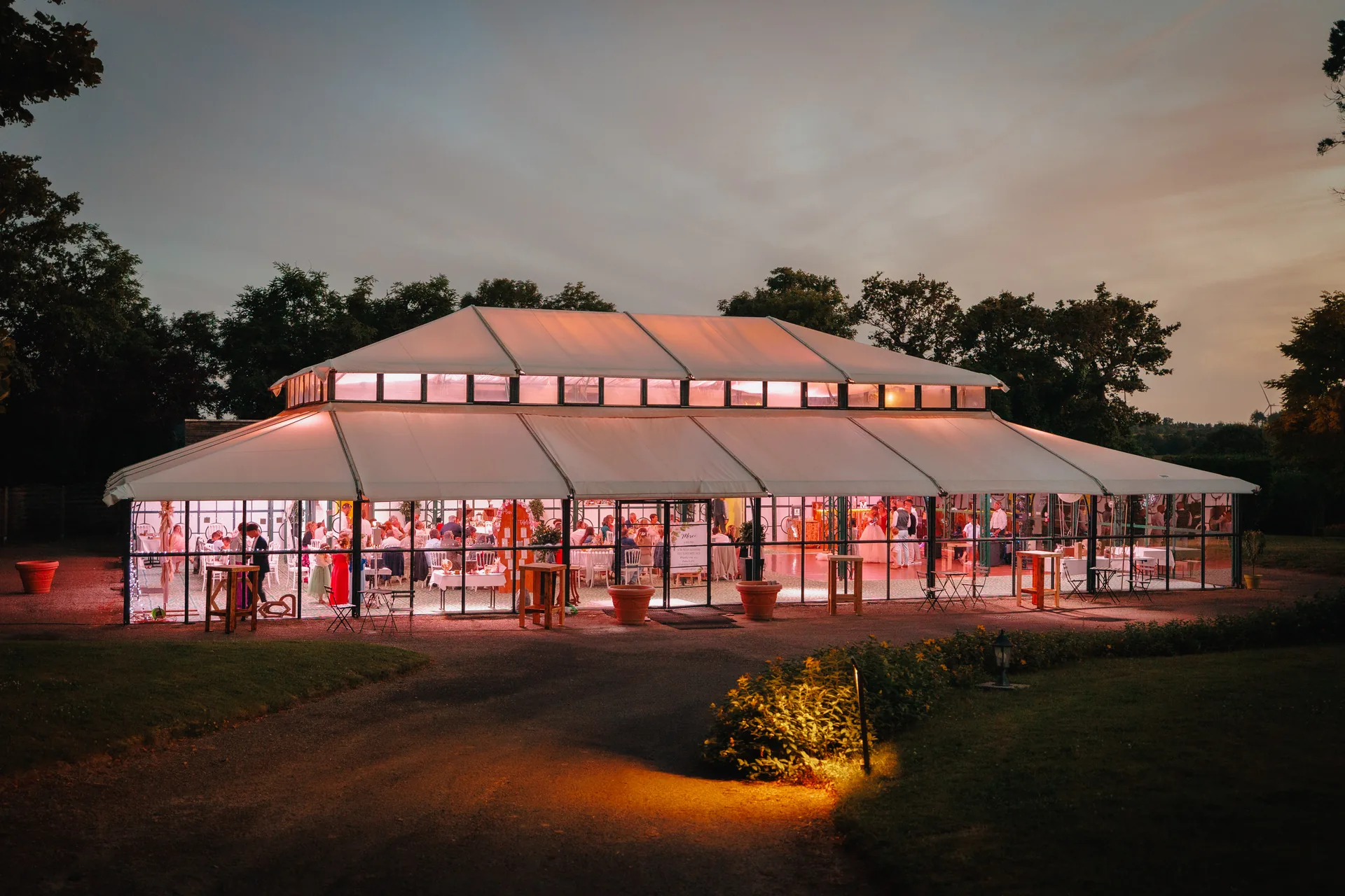 Mariage au Château de la Corbe - Photo 1
