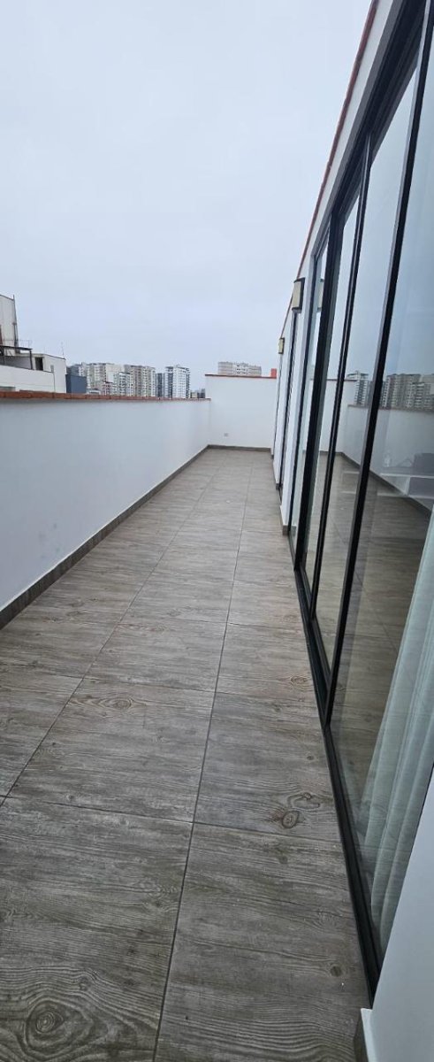 Alquiler cuarto en Jesús María 3