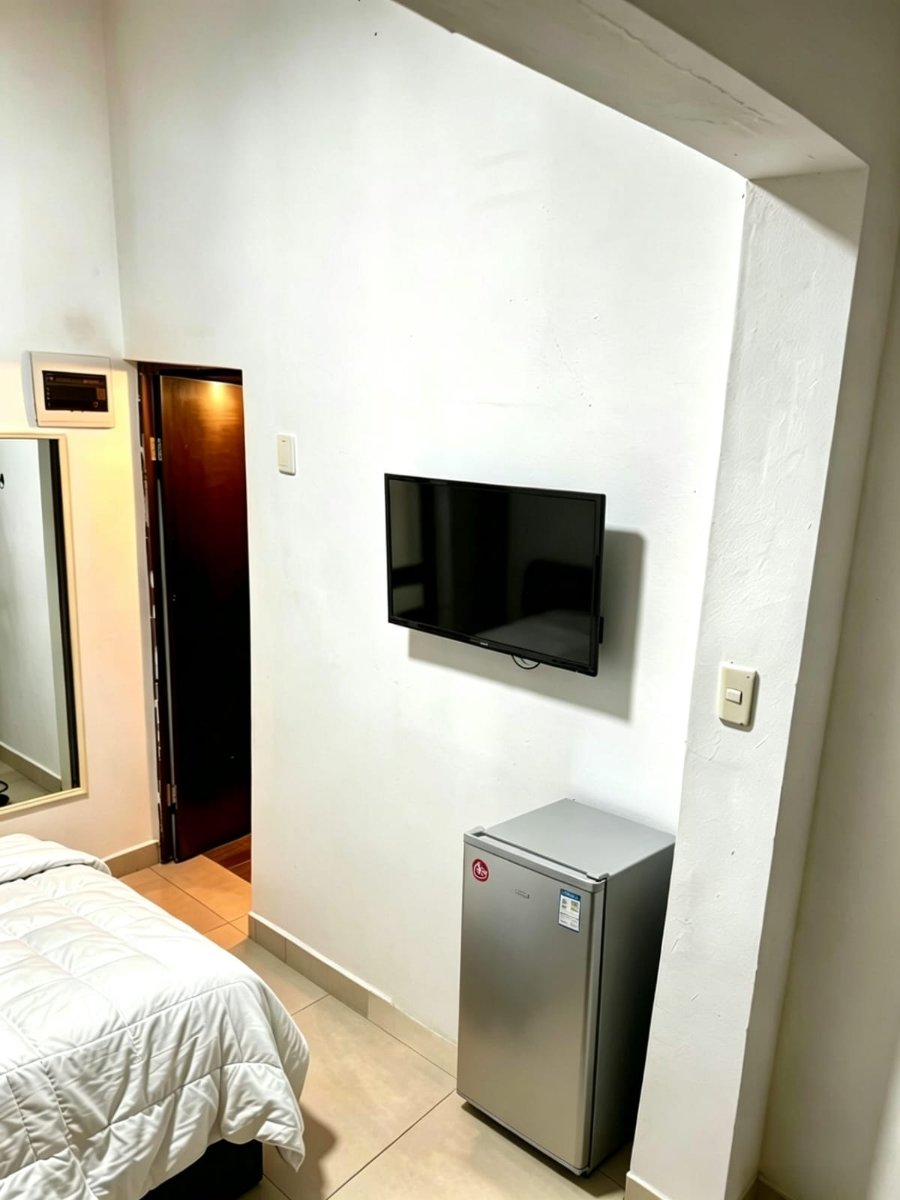 Cuarto Amoblado  Equipado en Miraflores 3