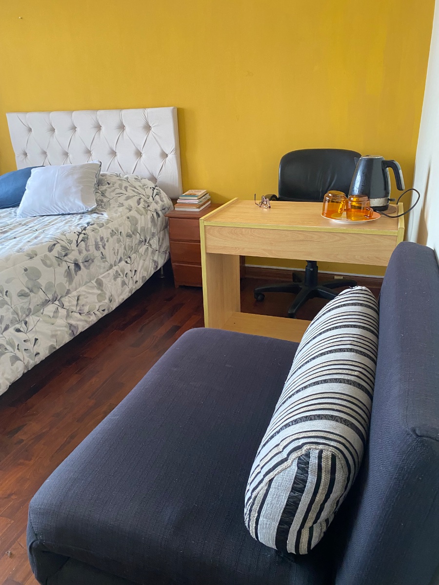Habitación amplia 2