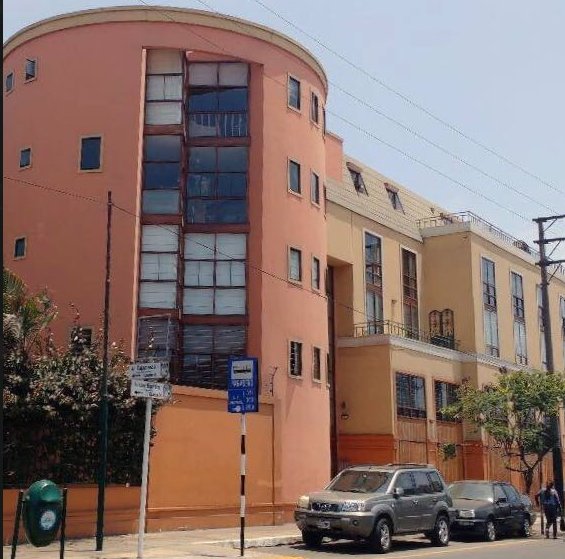 Depa en Barranco - solo mujeres 1