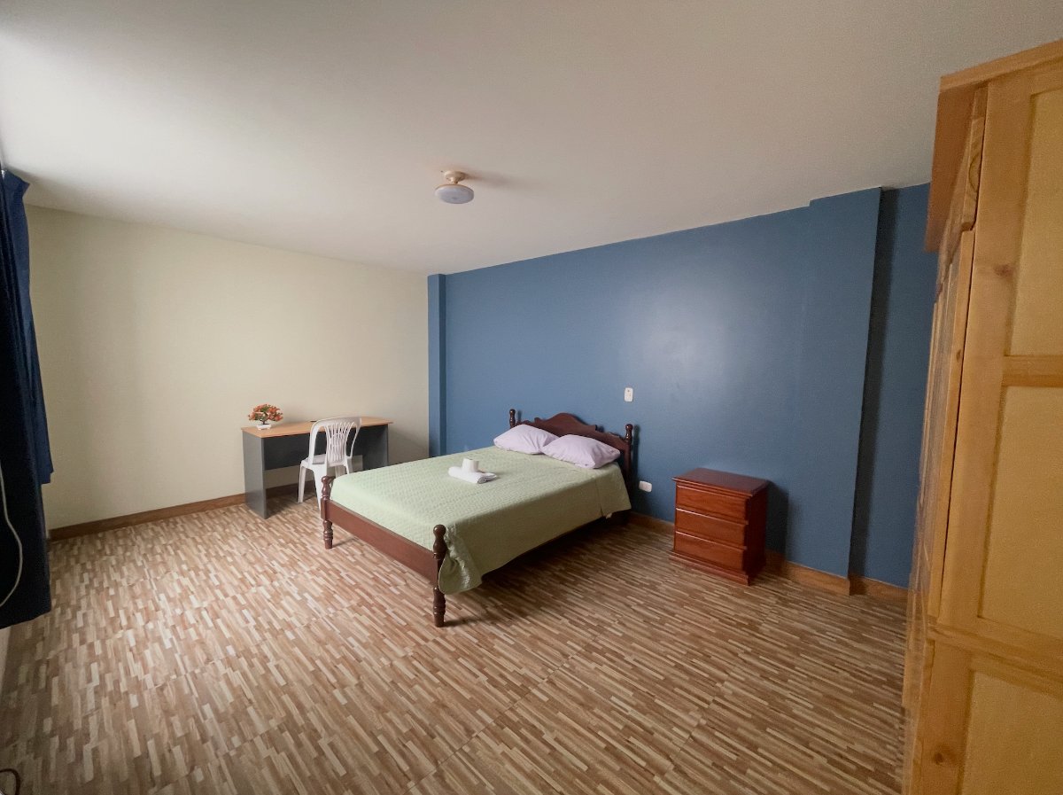 2 Habitaciones 1 Baño 3