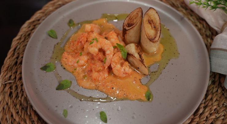 Palmito do vale grelhado com camarão cremoso