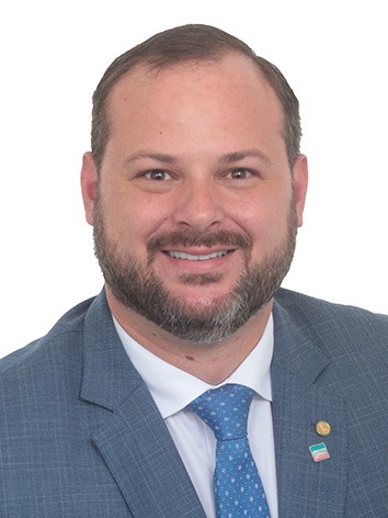 Dr. Victor Linhalis