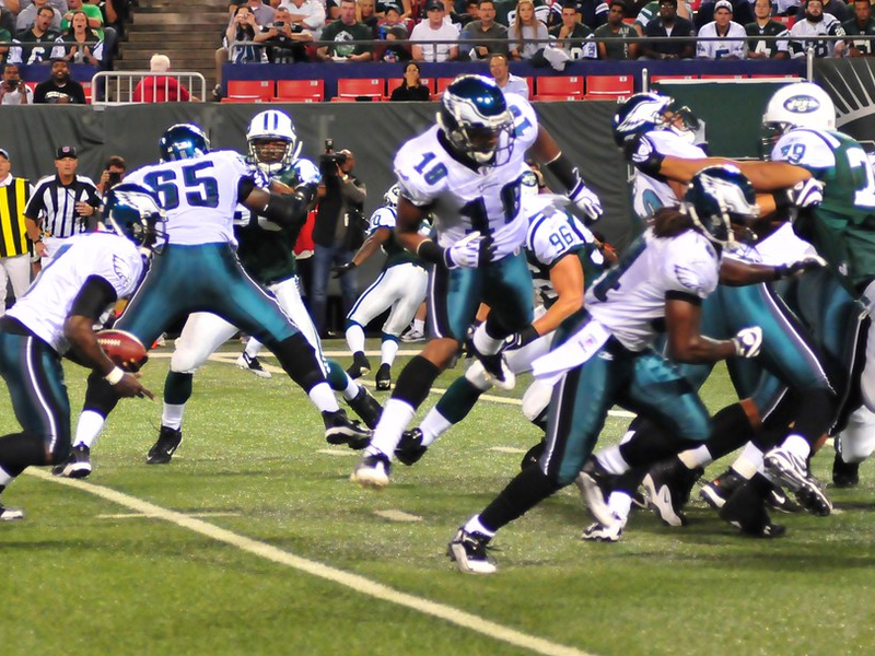 Football: Jets-v-Eagles, Sep 2009 - 13