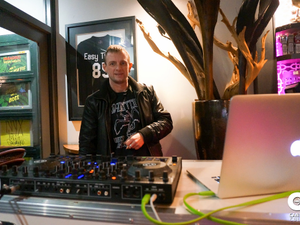 Cannabis Culture in Amsterdam: Coffee Shop Crawl