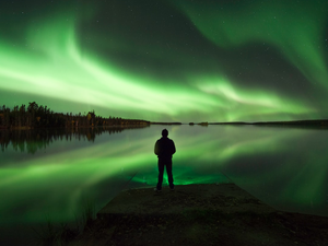 After a long day, we all need a moment to unwind and recharge. What better way to do that than by stepping back and taking in the beauty of the northern lights in northern Saskatchewan? As the vibrant colors of green, pink, and purple dance across the sky, you'll feel your worries melt away and your spirit rejuvenated. This natural wonder is a reminder of the incredible power and beauty of our planet, and a chance to reconnect with nature in its purest form. So take a deep breath, let go of your stress, and immerse yourself in the magic of the northern lights in northern Saskatchewan.