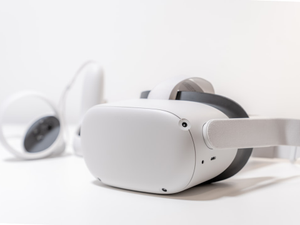 oculus quest 2 on white desk with lamp