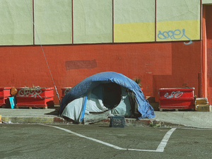 Nobody home - iPhone