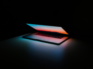 Follow @alesnesetril on Instagram for more dope photos!  Wallpaper by @jdiegoph (https://unsplash.com/photos/-xa9XSA7K9k)