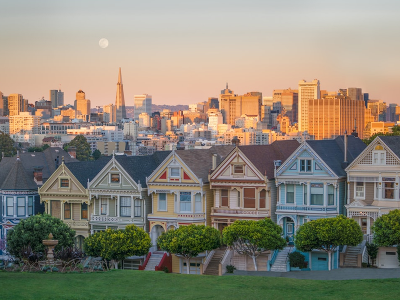 A setting moon above the famous Painted Ladies... adding even more beauty to this breathtaking San Francisco view.