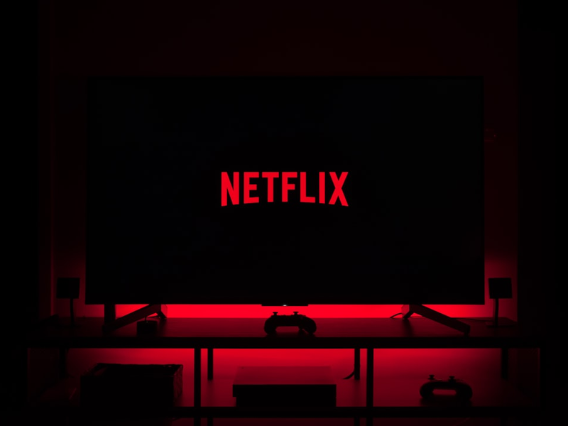 Dark Netflix and Chill from home