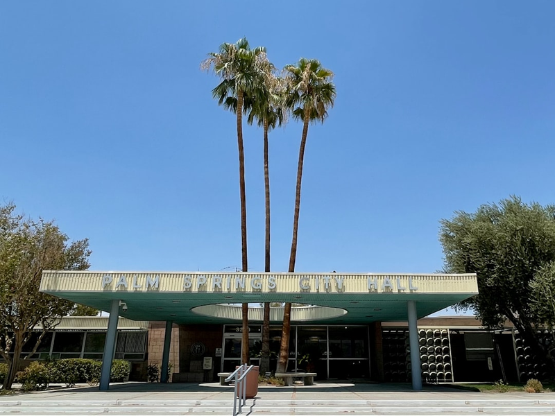 Palm Springs City Hall, color July 2021.