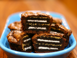 Oreo and Peanut Butter Brownie Cakes