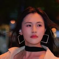 阿锦雯玥