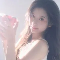 鲍琳瑶