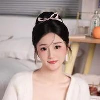 曹薇
