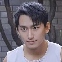 陈飞