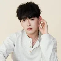 진격비(천거페이)