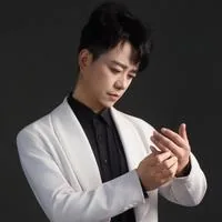 진뢰(천레이)
