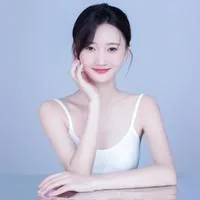 陈依杳