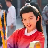 呈烁