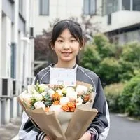 成禹诺