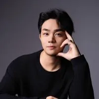 董锦泽