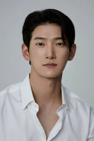 Kim Woo Dam