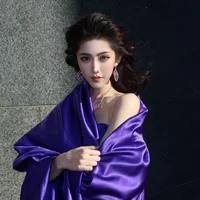 关辰希