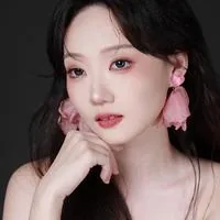 Han Yifei