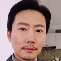 郝洚