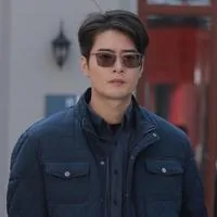 何晨翔