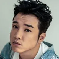 何李宁