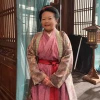 何文玲