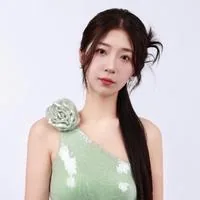 何雪