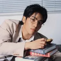 何衍朝
