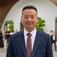He Zifei