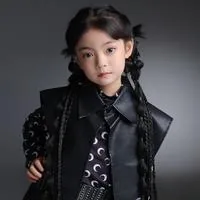 홍일락(훙이뤄)