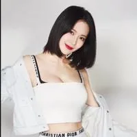 胡然