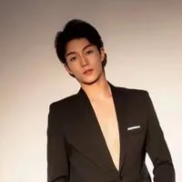 胡允浩