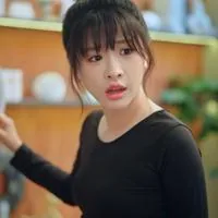 黄靖妍