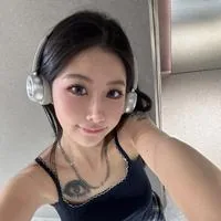 黄雯靖