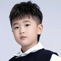 黄潇慕