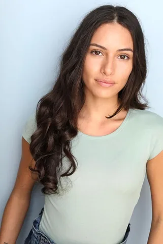 Amanda Troya