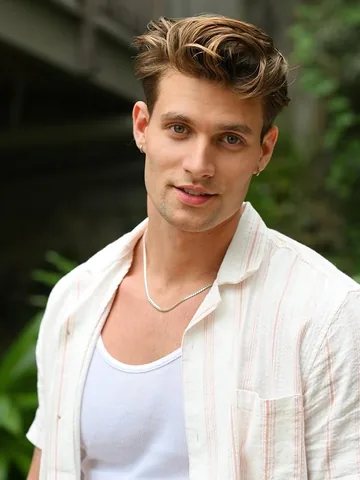Shayne Davis