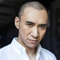 贾伟