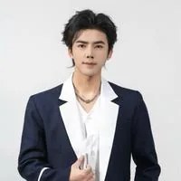 江七昂