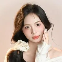 皎皎